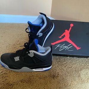 Jordan 4